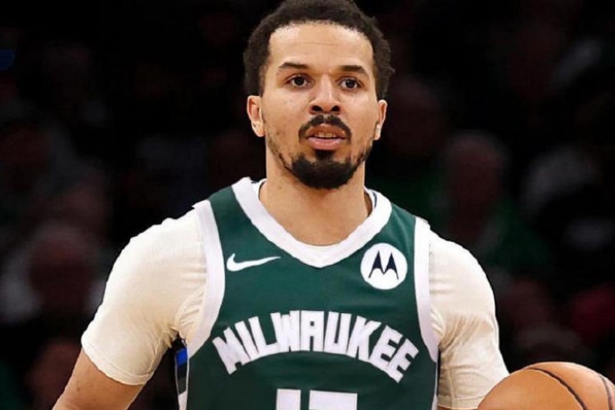 科尔·安东尼与灰熊达成买断,计划加盟雄鹿   科尔·安东尼与灰熊达成买断,计划加盟雄鹿