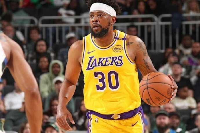 曝斯玛特将以两年 1100 万美元加盟湖人 曝斯玛特将以两年 1100 万美元加盟湖人