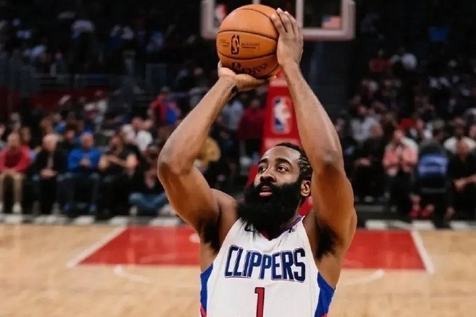 快船引进保罗前征得哈登同意,后场协同再添保障 快船引进保罗前征得哈登同意,后场协同再添保障